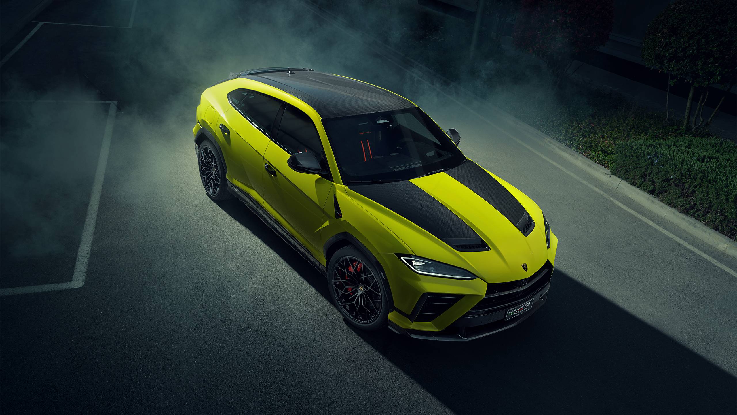 Lamborghini Urus SE Performante gallery view 1