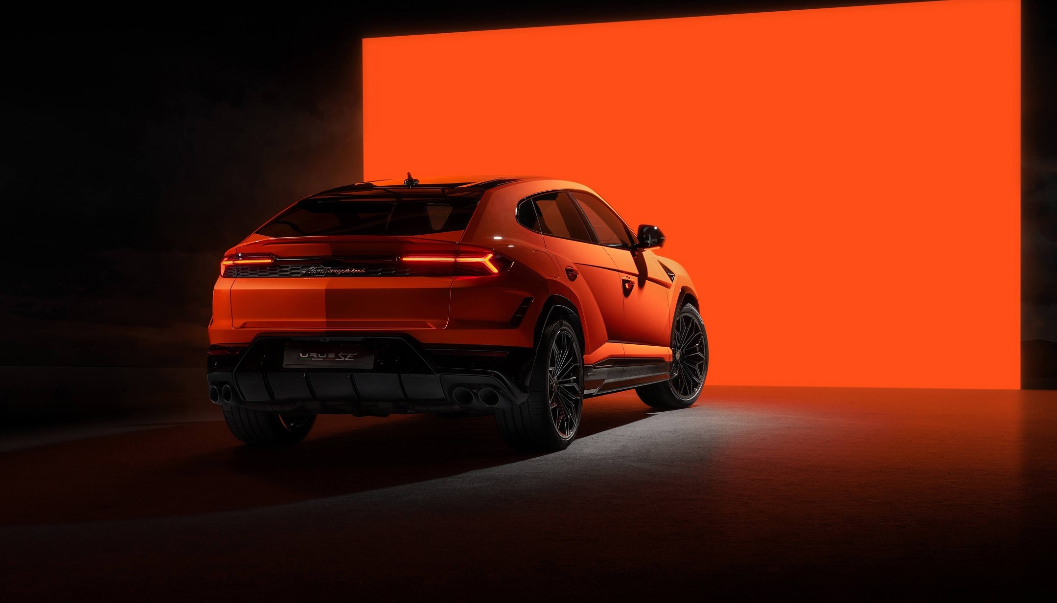 Lamborghini Urus SE | Lamborghini.com