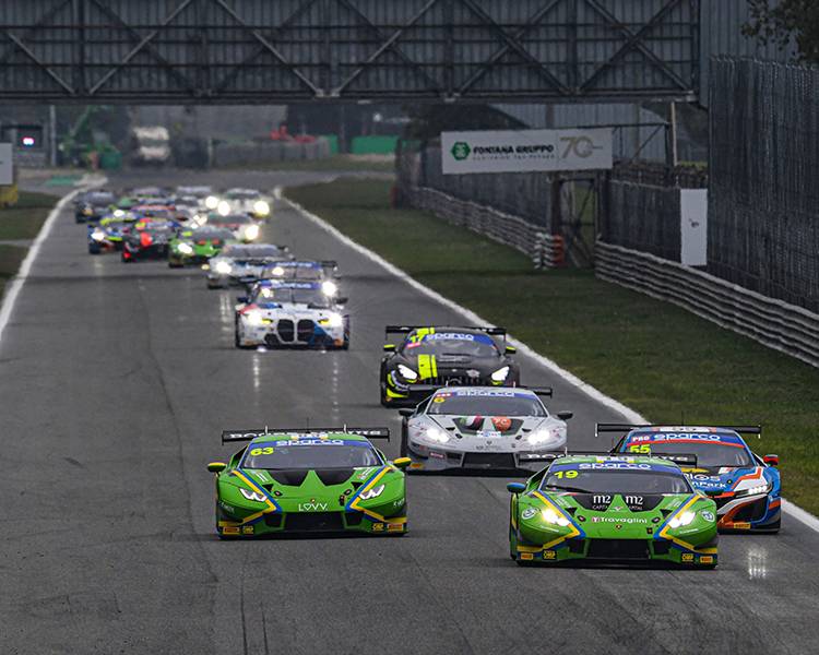 Campionato Italiano Gran Turismo a Monza — fotografia d’archivio