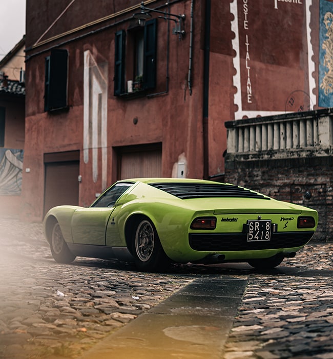Lamborghini Miura: la storia della prima supercar di serie