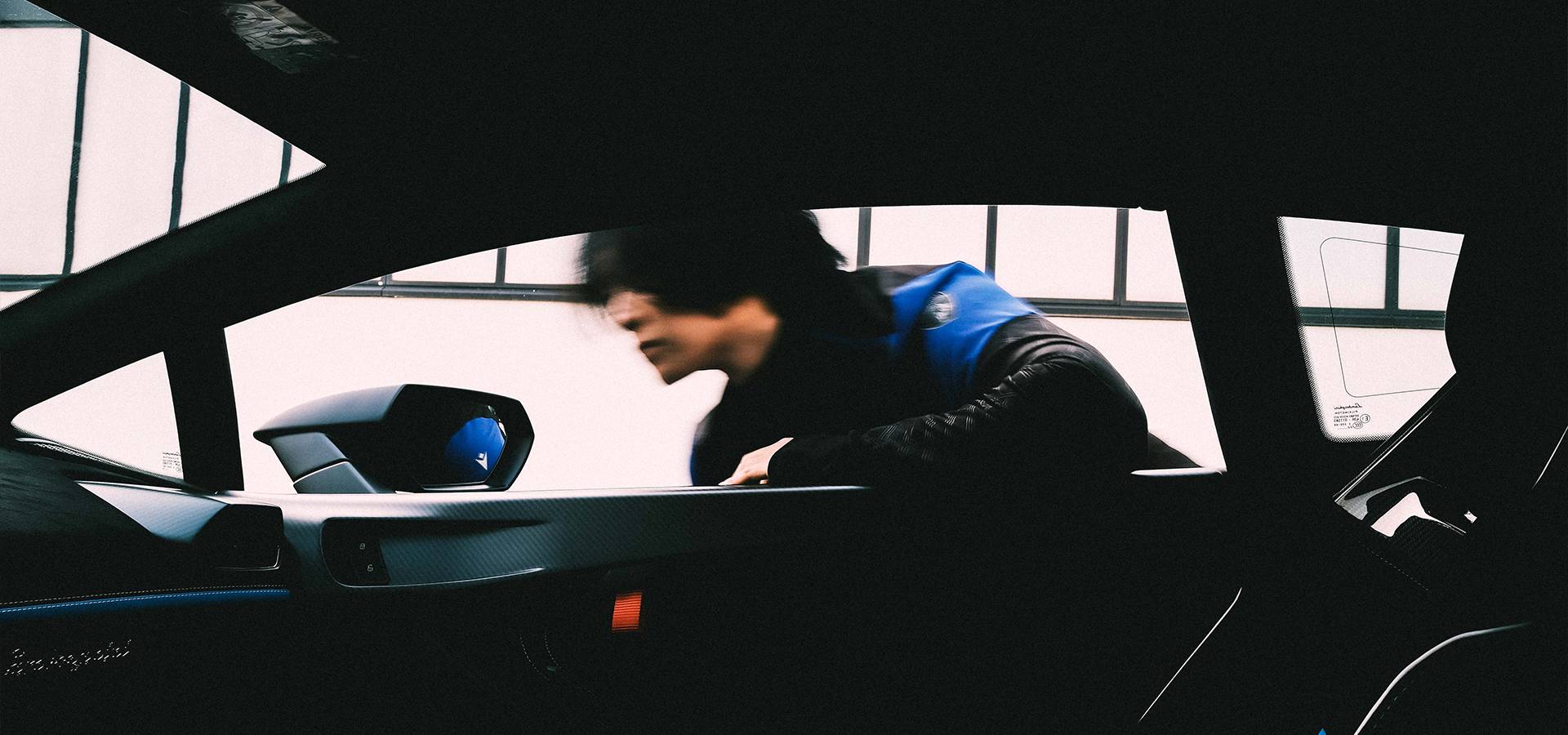 Macron x Automobili Lamborghini: running collection