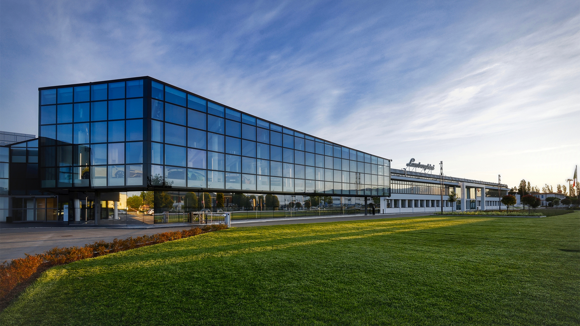 Lamborghini Achieves Record Growth in 2025