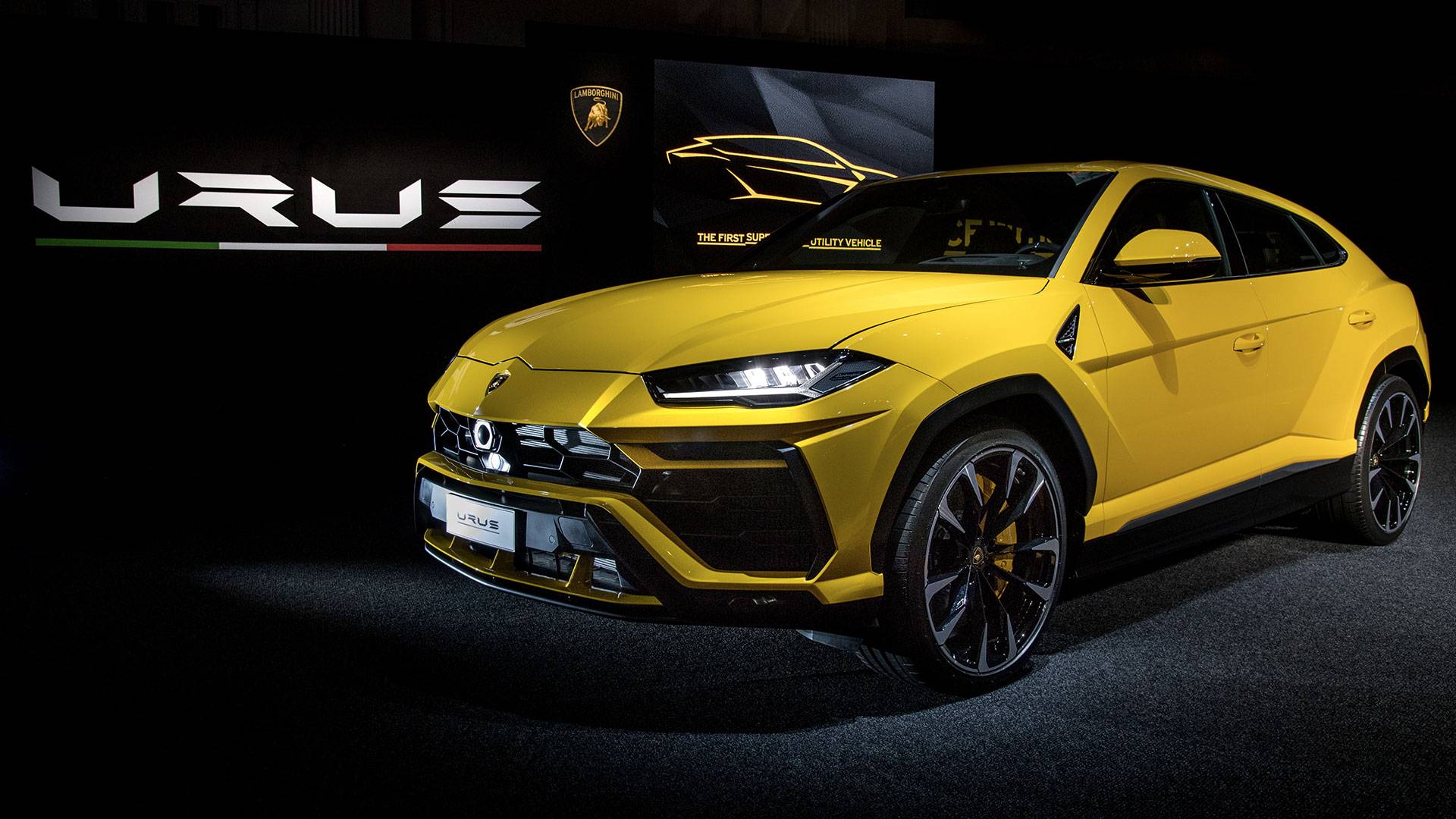 Lamborghini Urus debuts in UK with premiere event in London