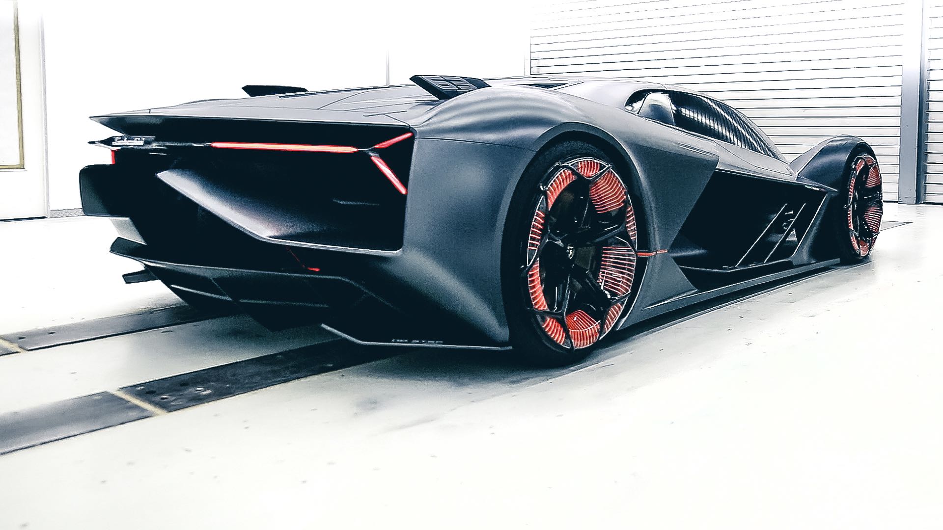 Lamborghini Trono is a Futuristic All-Electric Hypercar with a